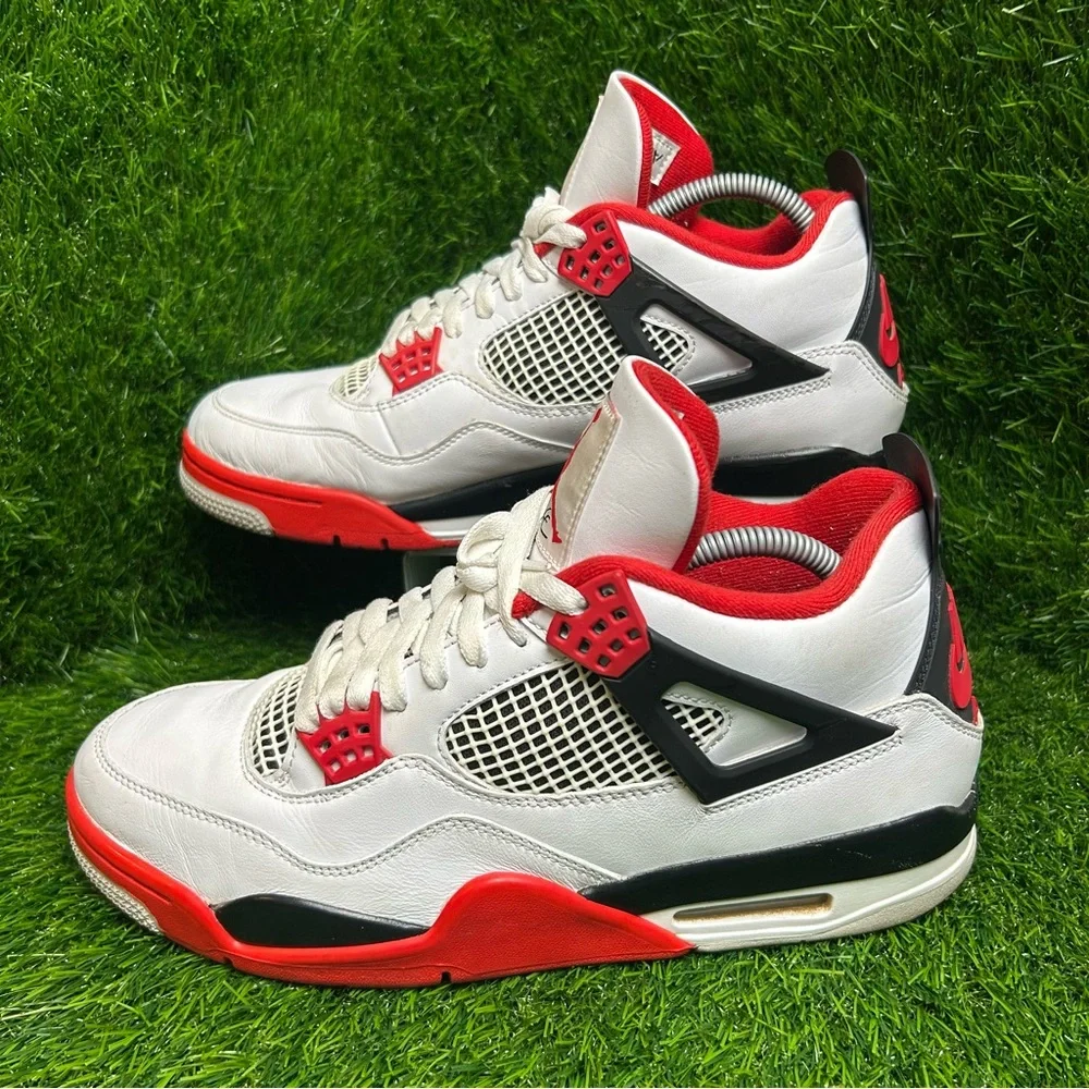 Air Jordan 4 Retro Fire Red 2020 White Black Mens Size 11 DC7770-160